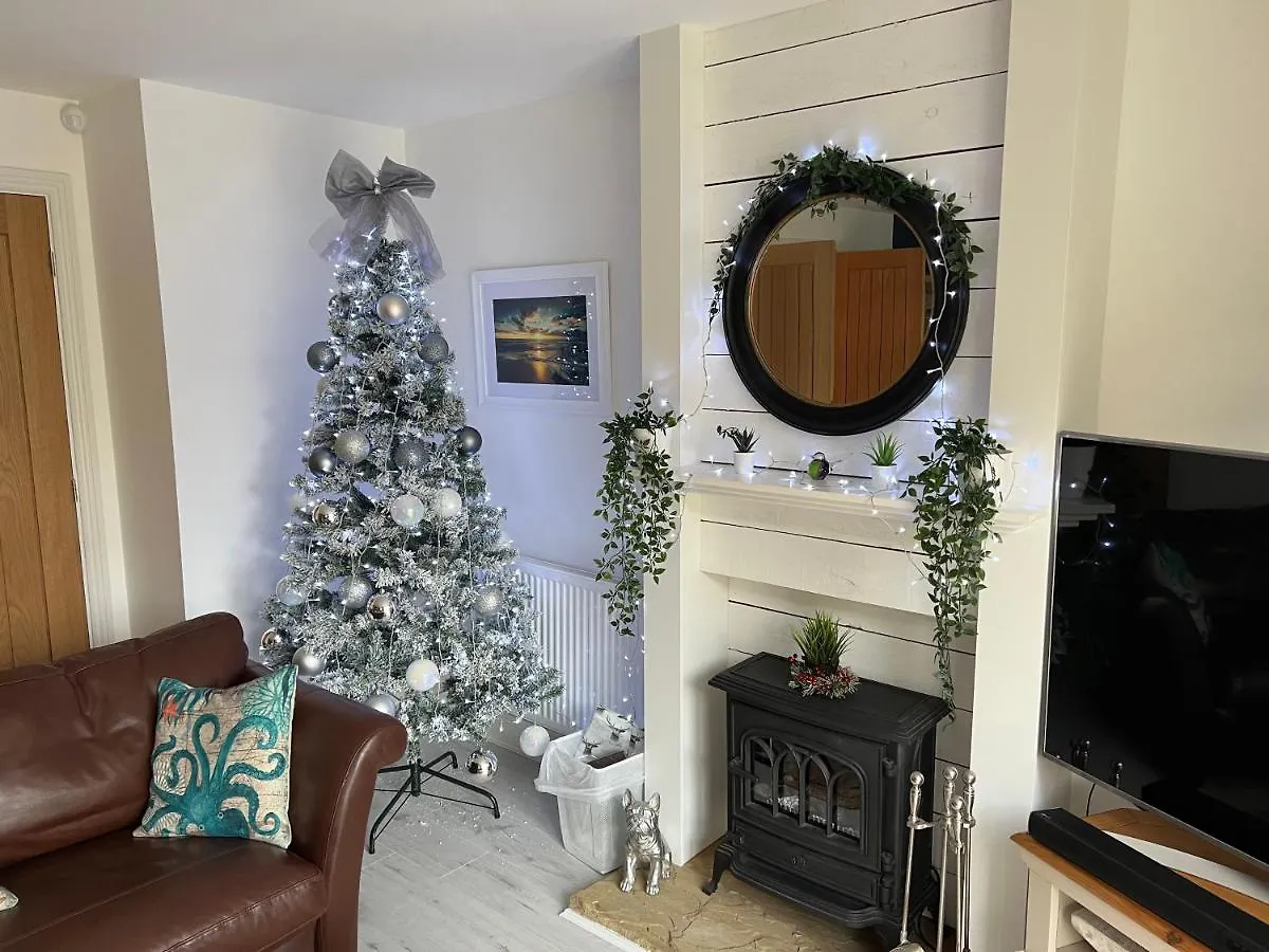 Whitby-Captains House Whitby - 4 Bed Luxury Holiday Home